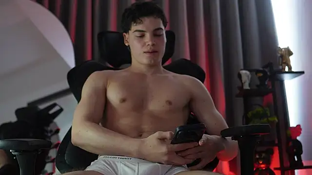 Max cortes1 online show from 03.19.26