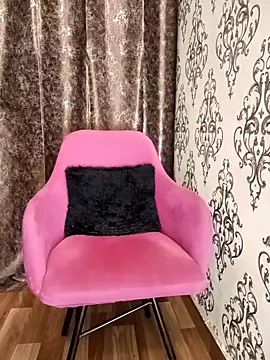 Mishika Gill online show from 02.06.25