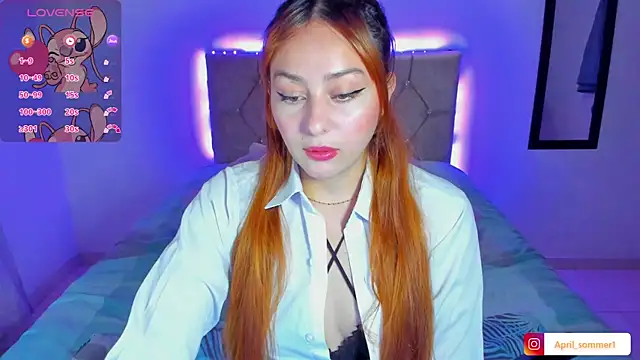 Snapshot of April_sommer1 chatting on 10.27.25 April sommer1 online show from 10.27.25