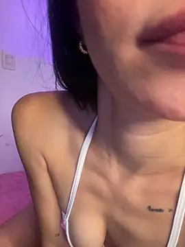 Abbieharper1 online show from 12.18.24