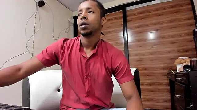 AlejoKhalifa  online show from 02.03.25