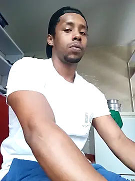 AlejoKhalifa  online show from 10.07.25