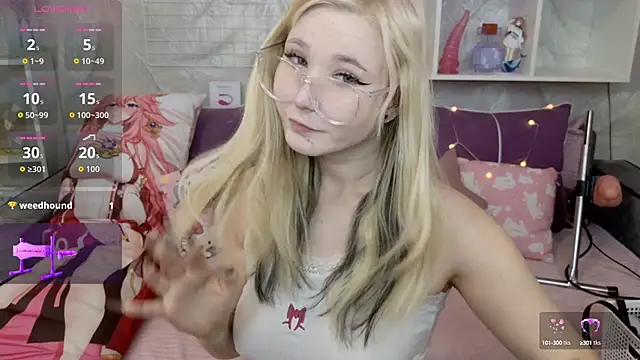 MeowkaKitty online show from 10.07.25