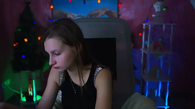 EllaHorton online show from 01.08.25