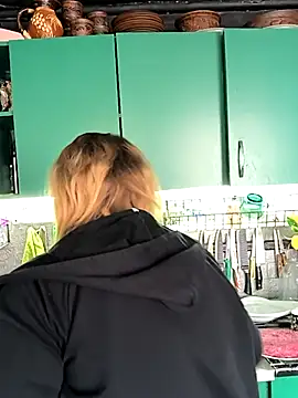 jusichka online show from 04.07.26