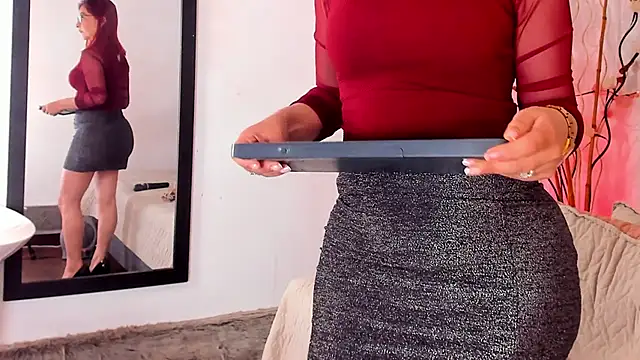 Snapshot of ivone_adams chatting on 09.13.25 ivone adams online show from 09.13.25