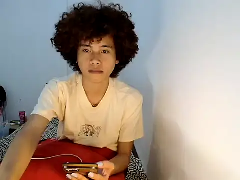 Asiantwink21 online show from 06.23.26