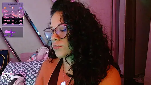 Snapshot of paula_daniela1 chatting on 07.18.26 paula daniela1 online show from 07.18.26