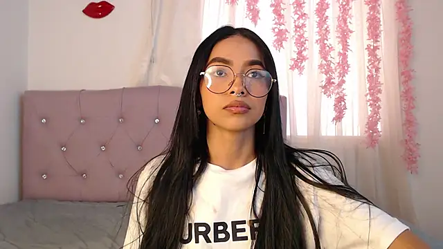 Alleanys Cristal online show from 01.27.25