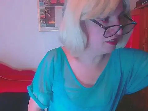 LorenJade online show from 12.04.25