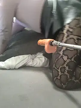 aprilexx online show from 10.04.25