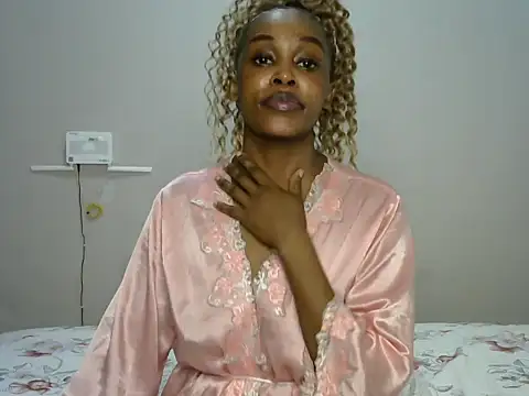 Cariepink online show from 10.04.25