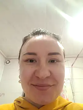 AlexaLexie online show from 02.15.25