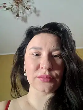 AlexaLexie online show from 10.11.25