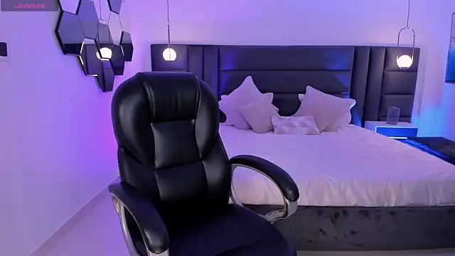 EloisaOlivero online show from 02.28.25