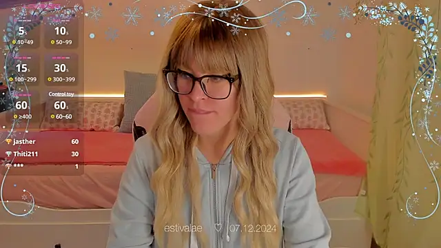 Snapshot of estivalae chatting on 12.07.24 estivalae online show from 12.07.24
