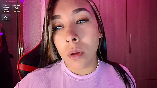 leahtemptation3 online show from 04.04.26