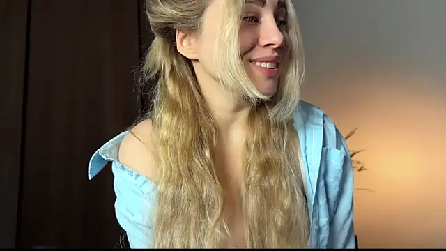 hotexclusive  online show from 03.02.26