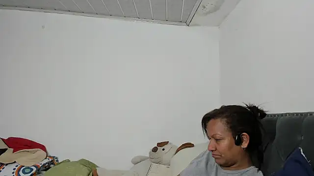 Laflaka22 online show from 10.04.25