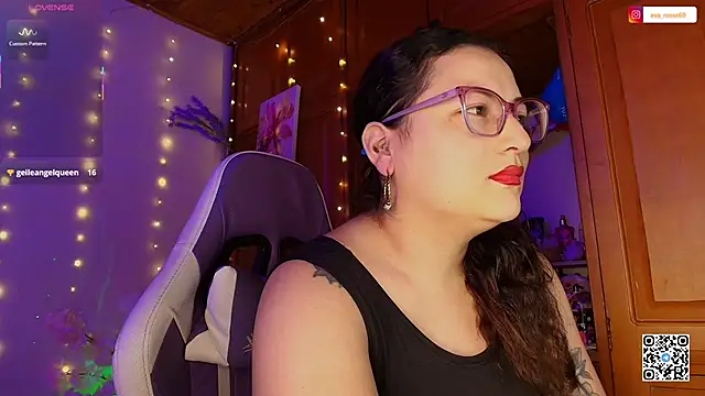 Snapshot of eva_rosse69 chatting on 05.06.26 eva rosse69 online show from 05.06.26