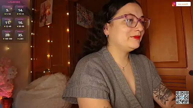 Snapshot of eva_rosse69 chatting on 05.15.26 eva rosse69 online show from 05.15.26
