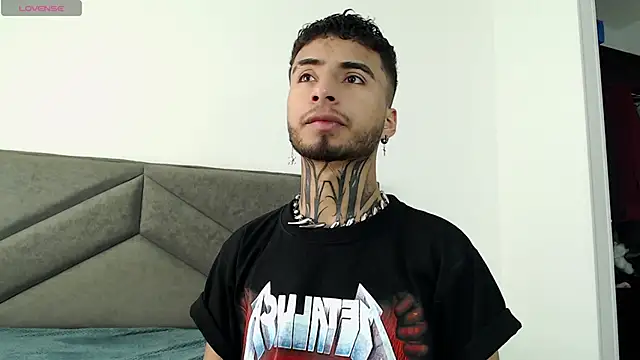 JuanCamiilo 66 online show from 03.02.25