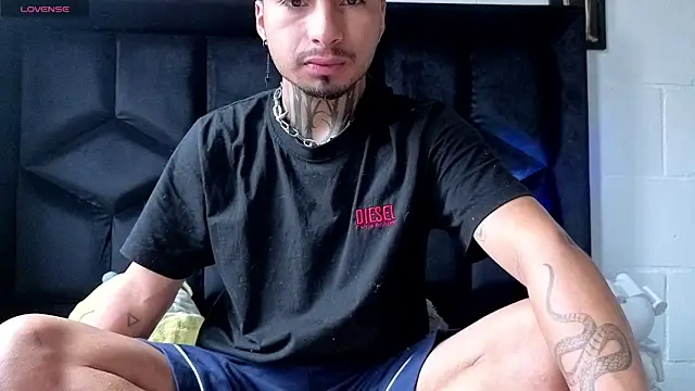 JuanCamiilo 66 online show from 04.15.26