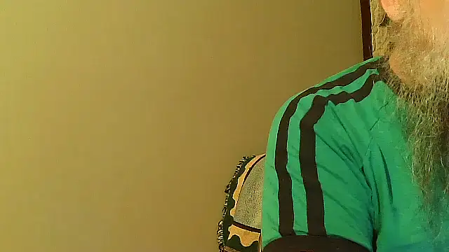 Snapshot of SexWorkerX chatting on 09.16.25 SexWorkerX online show from 09.16.25