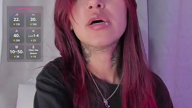 Snapshot of noemi_foxxx chatting on 02.10.26 noemi foxxx online show from 02.10.26