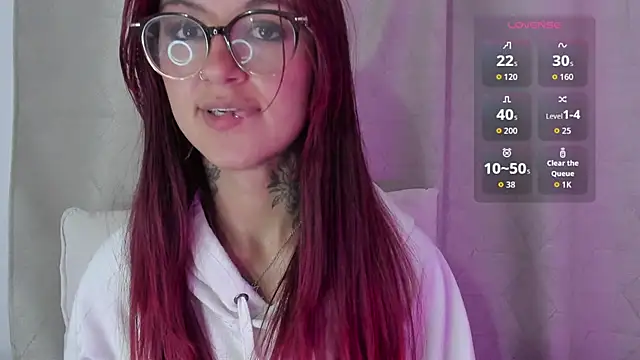 Snapshot of noemi_foxxx chatting on 02.19.26 noemi foxxx online show from 02.19.26