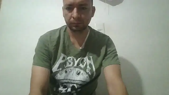Snapshot of angeljz4 chatting on 04.25.26 angeljz4 online show from 04.25.26