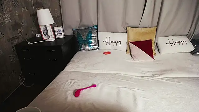 Unusual G online show from 12.16.25