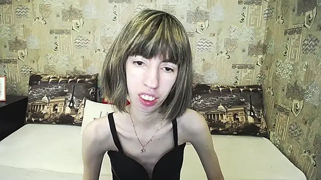 Snapshot of Unusual_G chatting on 06.22.26 Unusual G online show from 06.22.26