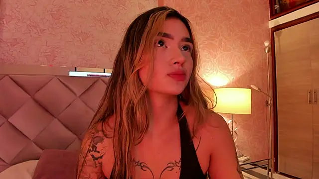 Arianavillada online show from 11.13.25