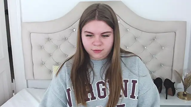 Snapshot of AbbyPleasure chatting on 01.28.25 AbbyPleasure online show from 01.28.25