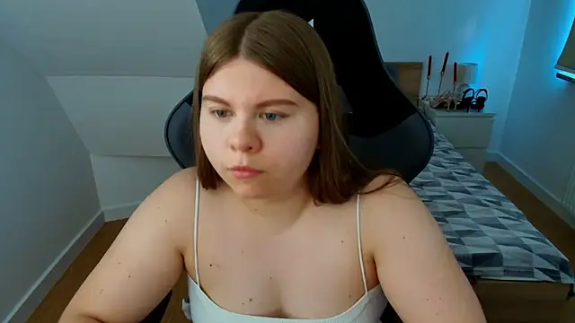 Snapshot of AbbyPleasure chatting on 06.25.26 AbbyPleasure online show from 06.25.26
