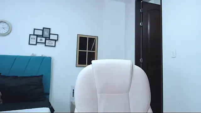 kamila lopez online show from 02.06.25