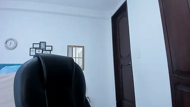 kamila lopez online show from 02.01.26