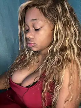 CharismaaBanx online show from 02.12.25