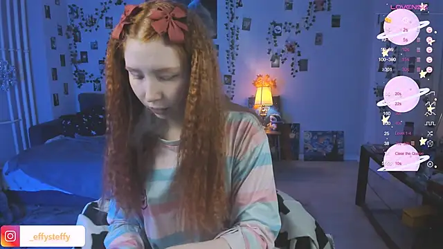 CallMeEffy1 online show from 10.18.25