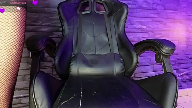 Rose baker  online show from 02.13.25