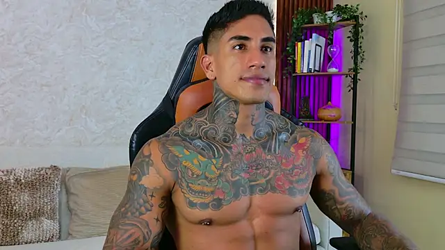 AdanReilly online show from 09.30.25