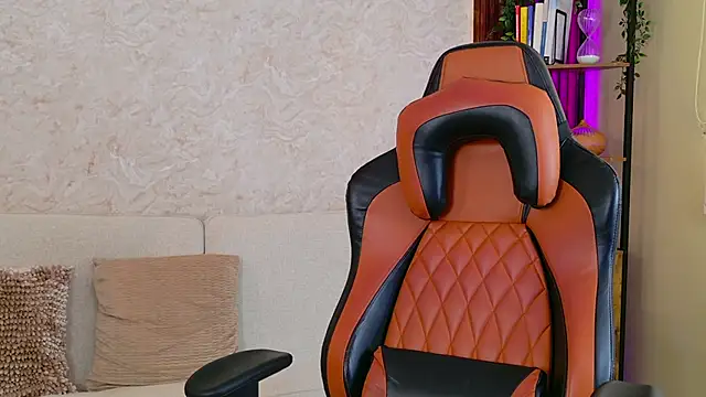 AdanReilly online show from 11.23.25