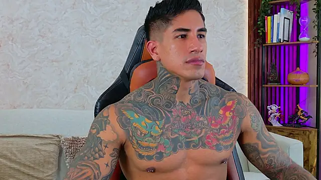 AdanReilly online show from 02.08.26