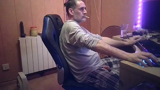 Lia Y PatrickX online show from 02.10.25