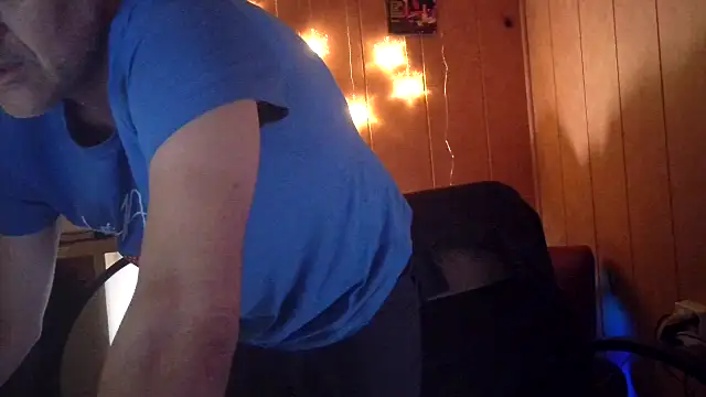 Lia Y PatrickX online show from 11.18.25