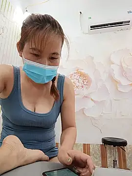 zizi public online show from 06.04.26
