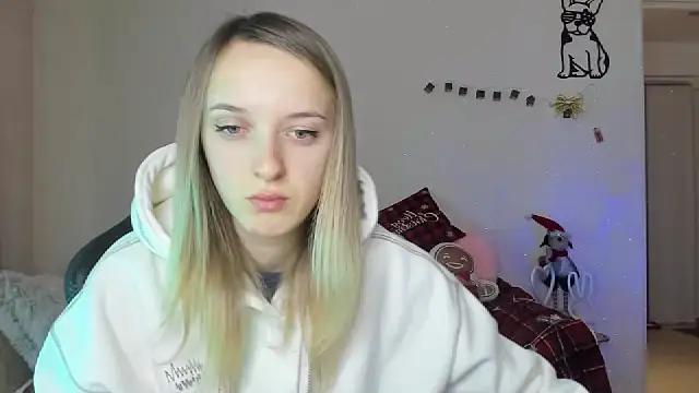 Snapshot of RouseReed chatting on 01.18.26 RouseReed online show from 01.18.26