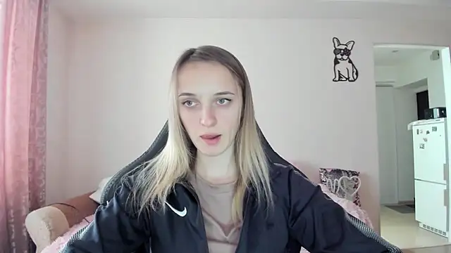 Snapshot of RouseReed chatting on 02.07.26 RouseReed online show from 02.07.26