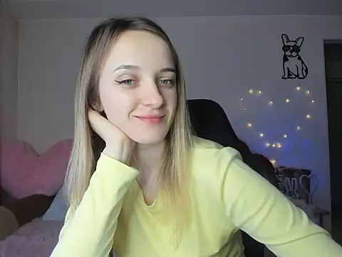 Snapshot of RouseReed chatting on 02.15.26 RouseReed online show from 02.15.26